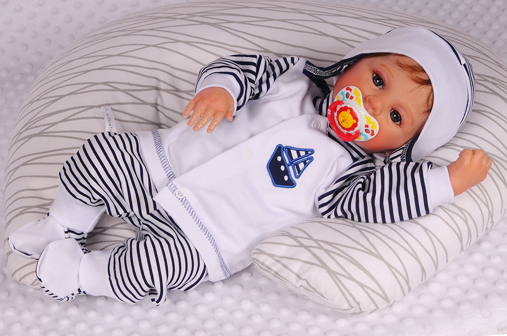 Hose Baby Anzug 3Tlg Hose Mütze Hemdchen in Weiß mit Schiff