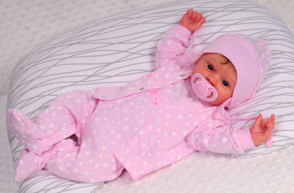 Erstlingsset Strampler Mütze und Hemdchen Baby Anzug in Rosa mit Sternchen Muster