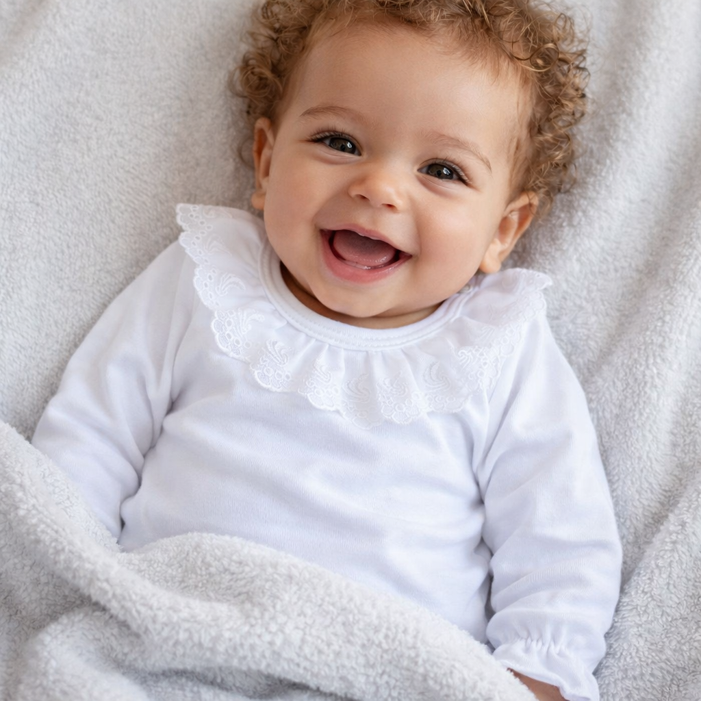 Body in Weiß mit festlichm Kragen langarm Baby