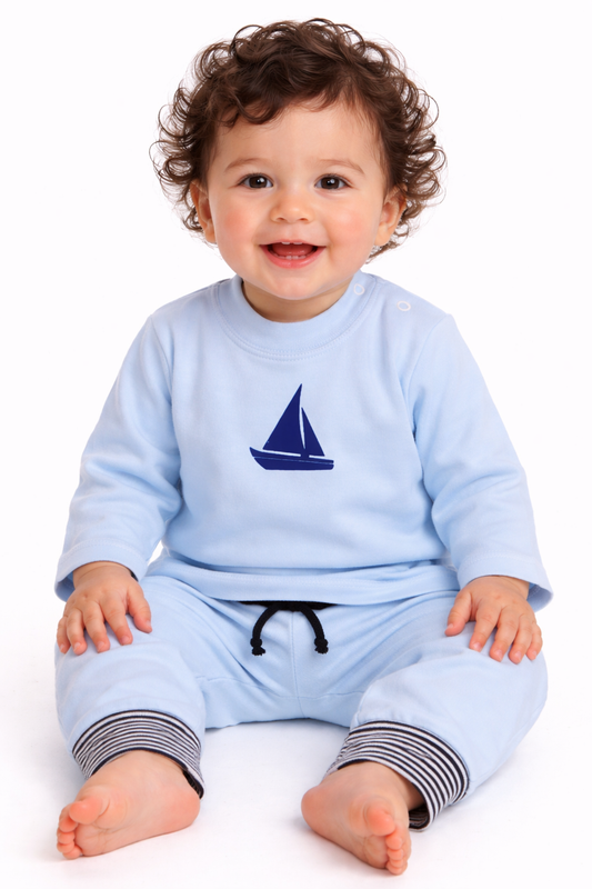 Baby Anzug Langarmshirt und Mitwachshose in Blau mit Segelboot